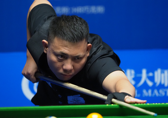 他逐渐在众 他逐渐在众