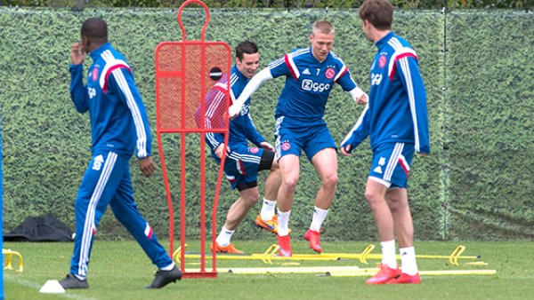 奠定了良好 奠定了良好