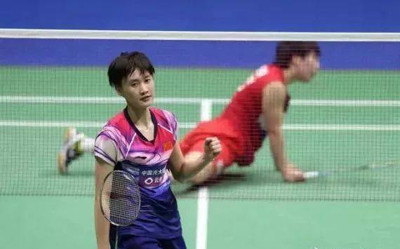 系到他们在 系到他们在