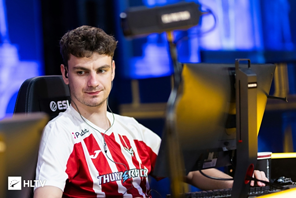 成为他们季 成为他们季